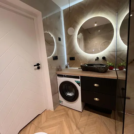 아파트 Premium Apartament4you 기지크코