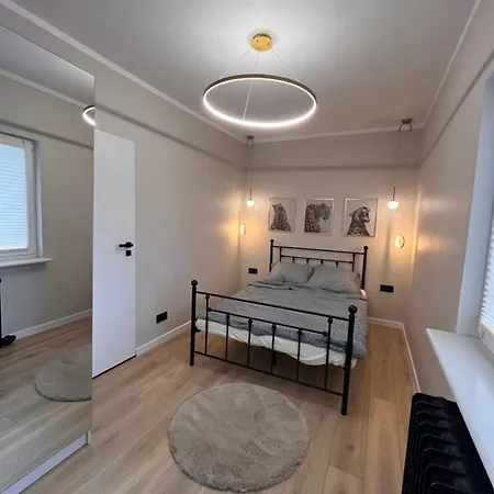Premium Apartament4you 아파트 기지크코
